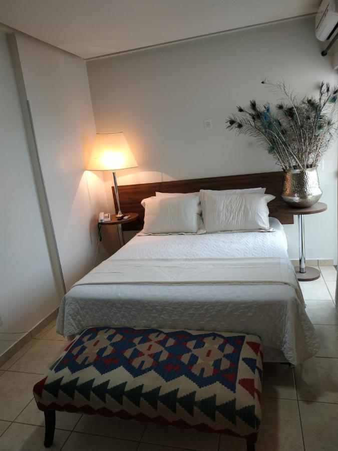 Corumba Plaza Hotel Luziânia Exteriör bild